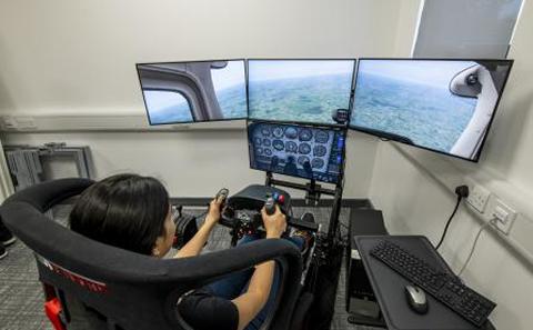 Southampton student uses flight simulator