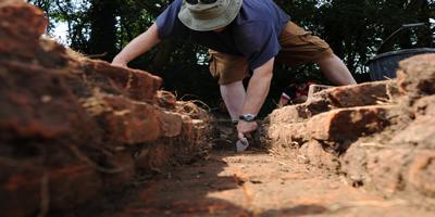 excavating a tudor drain at Basing House