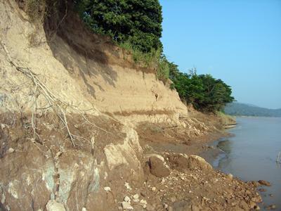 The rate at which river bank erosion remobilises sediment stored in the Mekong’s massive floodplain will be a key question addressed in the project