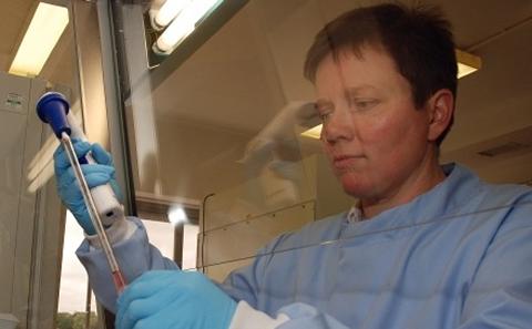 Dr Tracey Newman