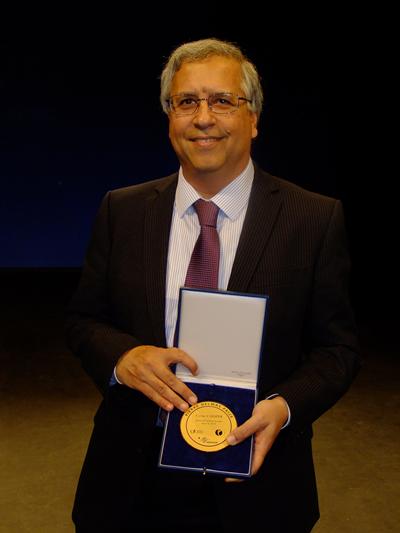 Professor Cooper receiving award