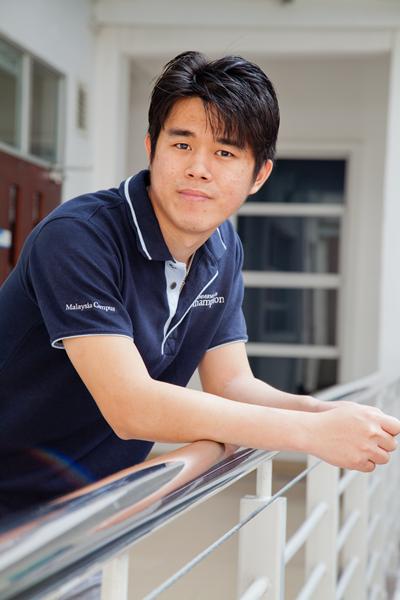 Dr Sze Sing Lee