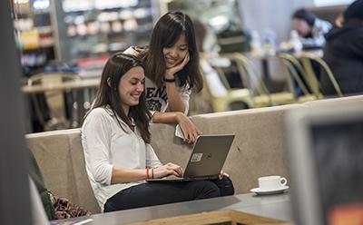 Students with laptop
