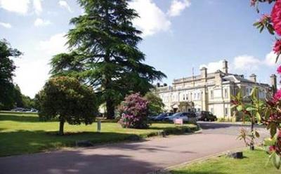 Chilworth Manor