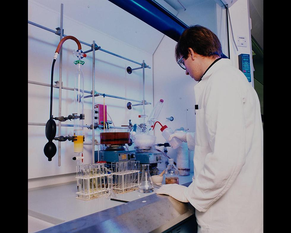 Laboratories: Chemistry laboratory work, 1998