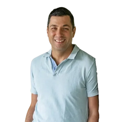 Professor Ali Tavassoli no background