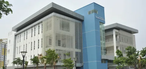 Exterior view of Malaysia Campus main building. 