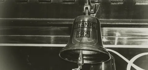 Close-up of the Titanic's bell from 1912. 