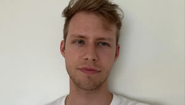 Head and shoulders image of history and politics student Alex Woods