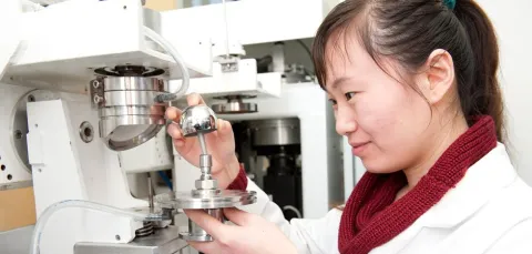 A mechanical engineering researcher