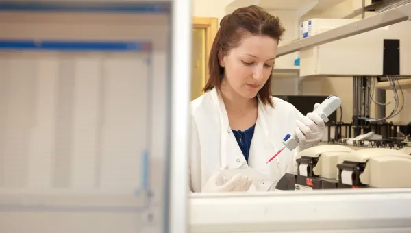 Medicine research student