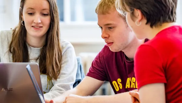 BA Modern Languages students using computer