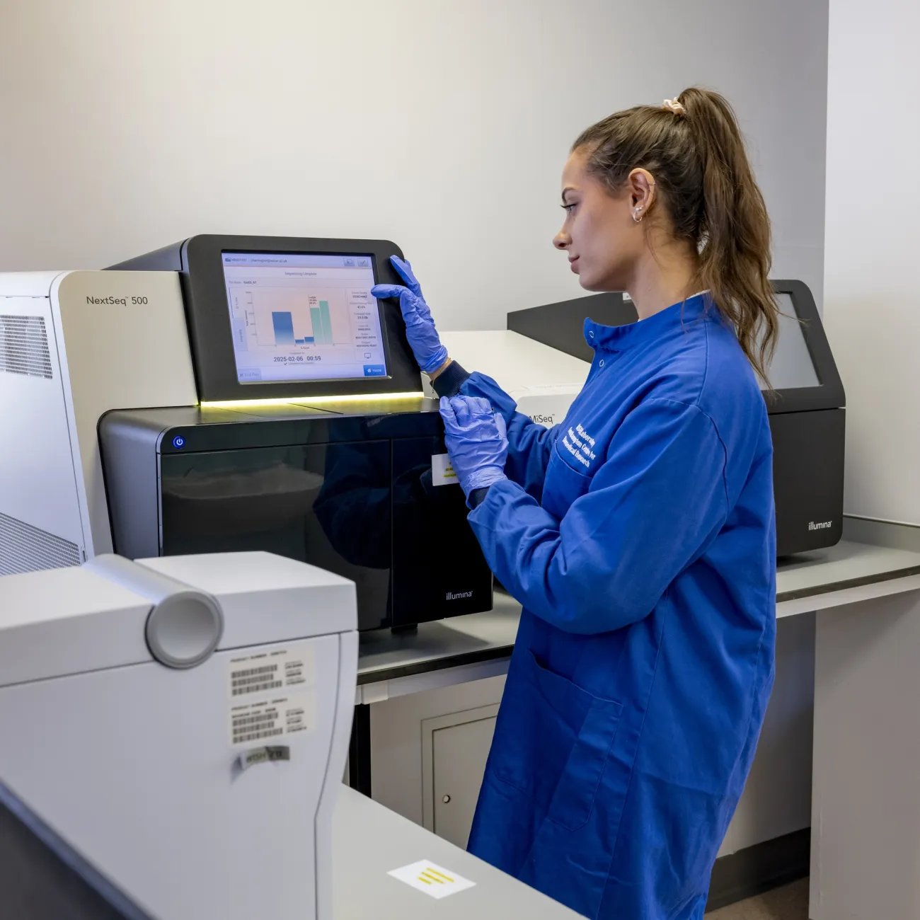 Amelia Milkins using sequencing equipment