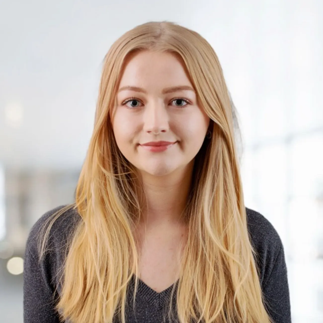 Ms Emily Bastable