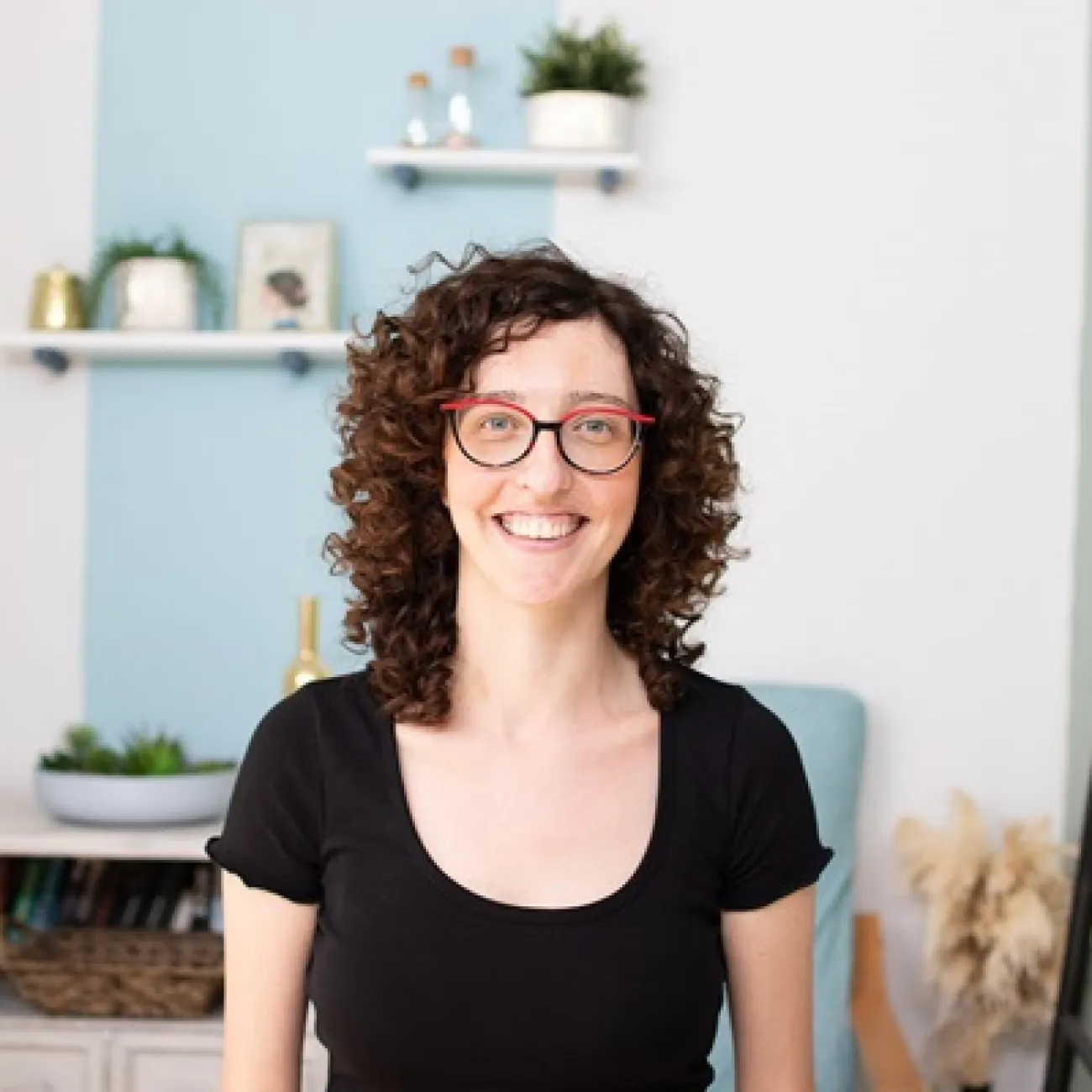 Ms Gali Pesin-Michael