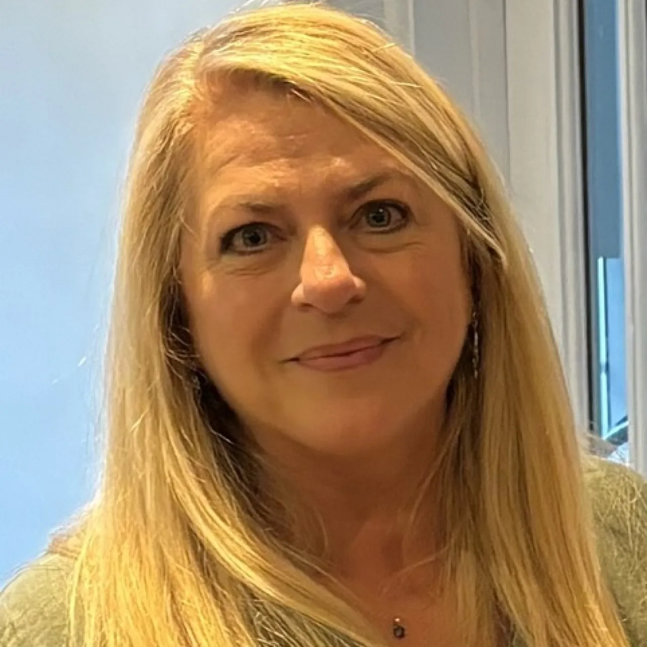 Mrs Jane Cousins